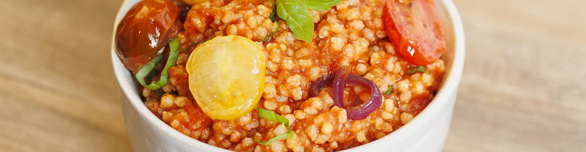 Risotto de millet à la tomate bol